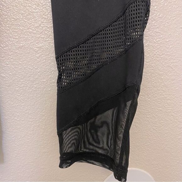 Z By Zella Womens Stretch hi rise Cropped capri Leggings Mesh Panels Size -Large - Picture 6 of 6